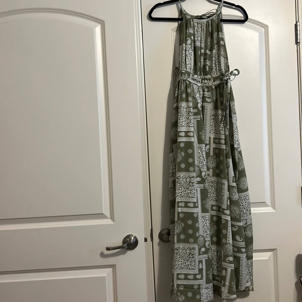 Green paisley dress